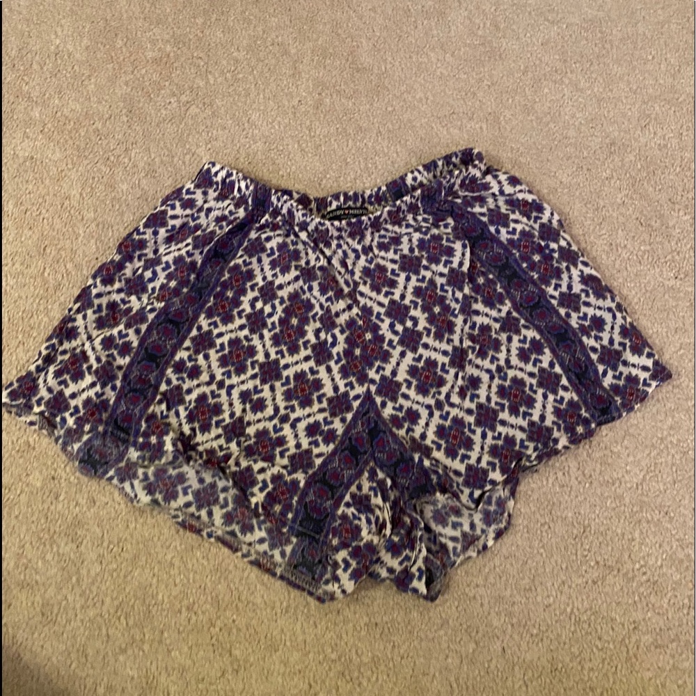 Brandy Melville Pattern Shorts